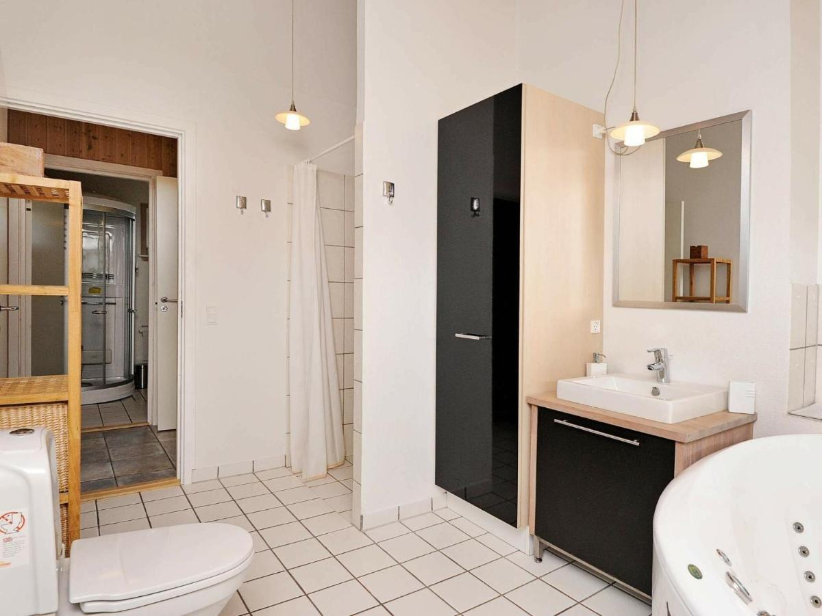 8 Person Holiday Home In Fan Fanø Kültér fotó